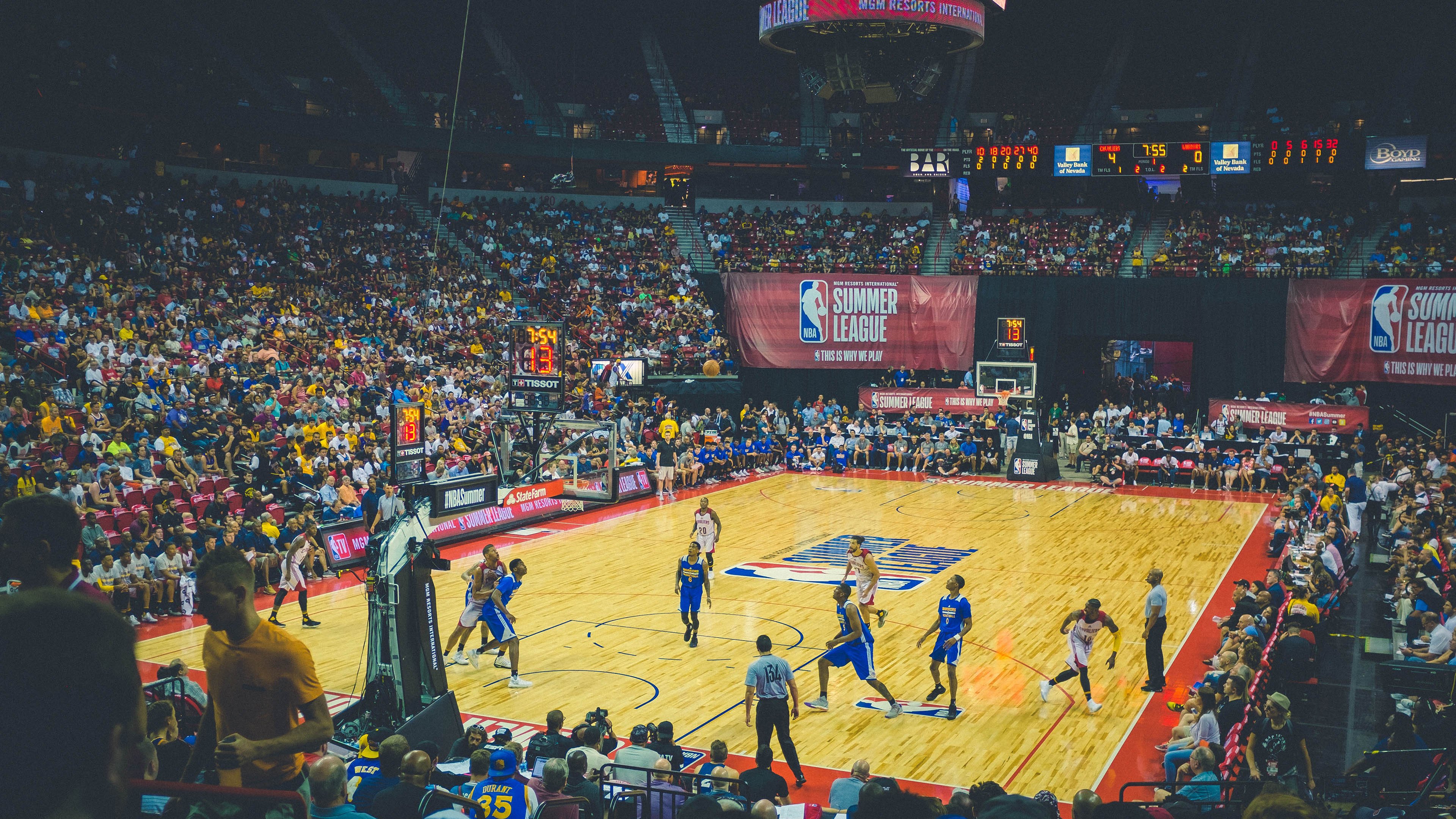 山西队终结新疆队连胜,保罗成关键先生